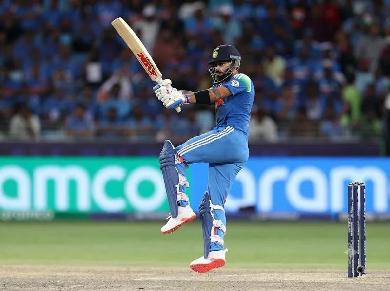 Phong cách batting đặc trưng cùng sự chuyên nghiệp giúp Virat Kohli duy trì sức ảnh hưởng lớn trong cricket thế giới.